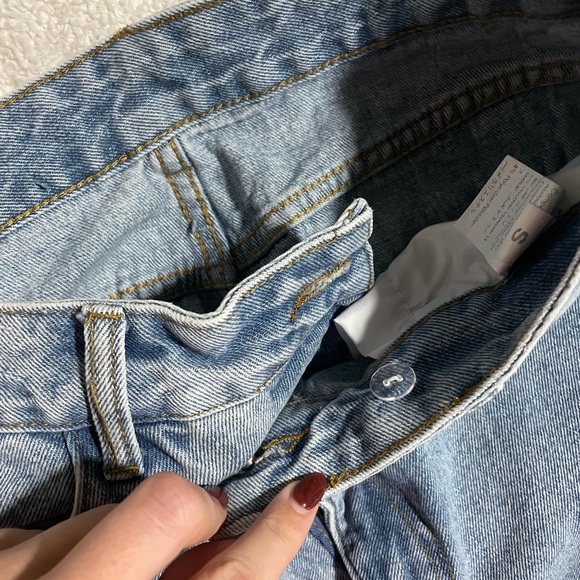 Long Jean skirt - size small - never worn - Picture 6 of 6